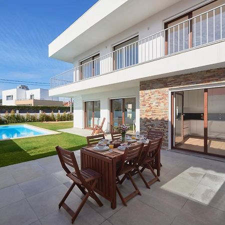 Aroeira Villa W/ Pool Near Beach, By Timecooler Exterior photo