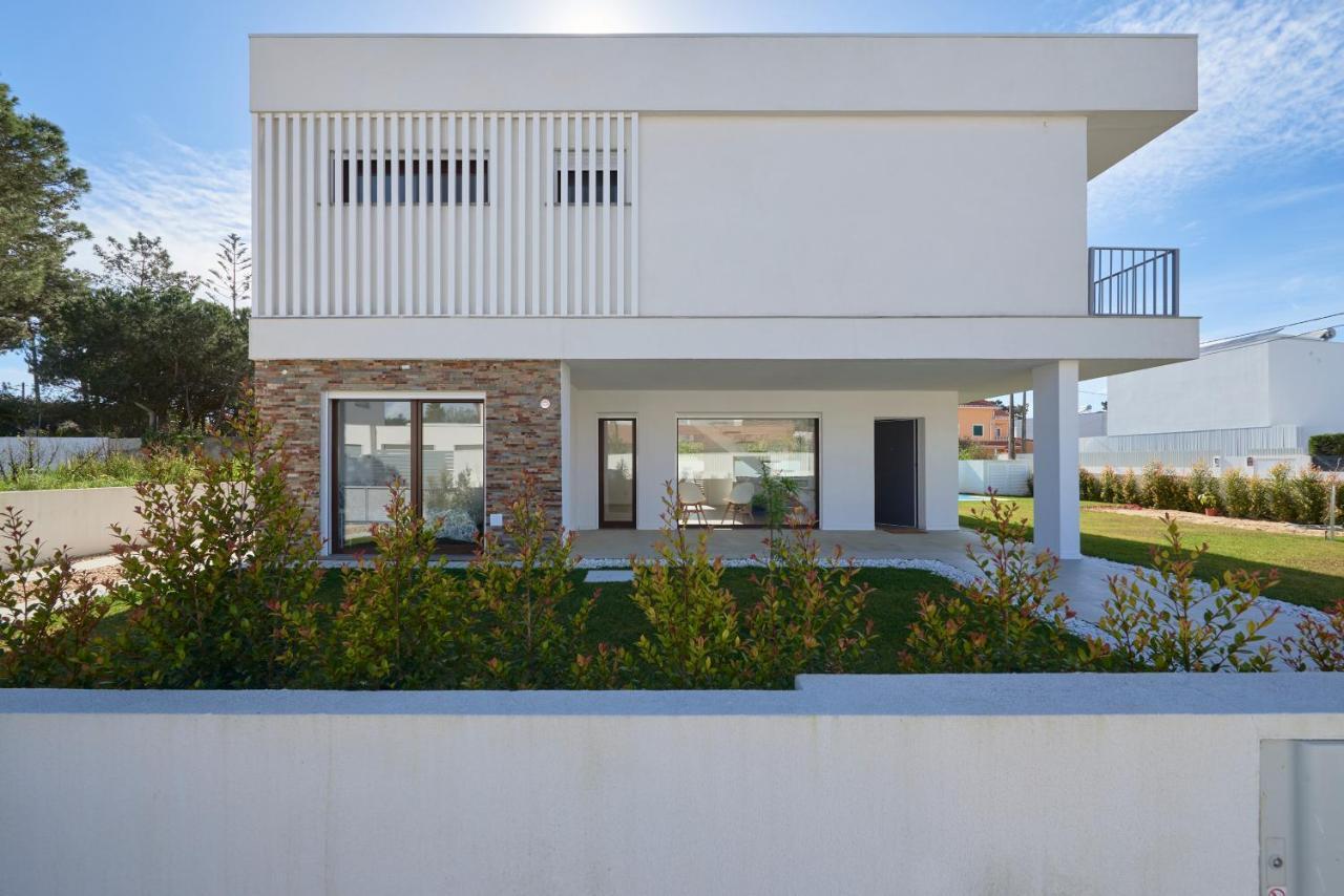Aroeira Villa W/ Pool Near Beach, By Timecooler Exterior photo